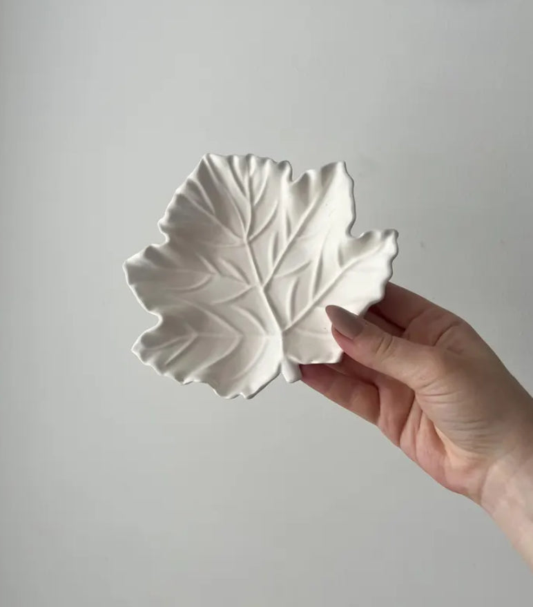 Jesmonite Leaf Tray