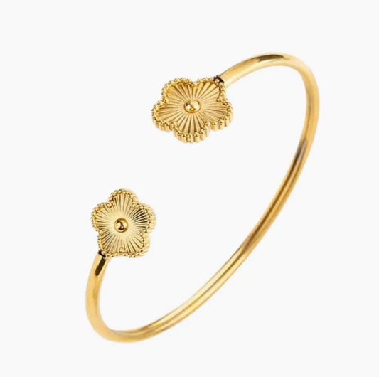 Double Clover Gold Bangle