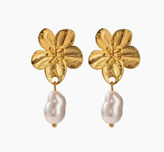 Flower Drop Pearl Earrings